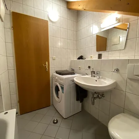 Charmante, Ruhige In Innsbruck