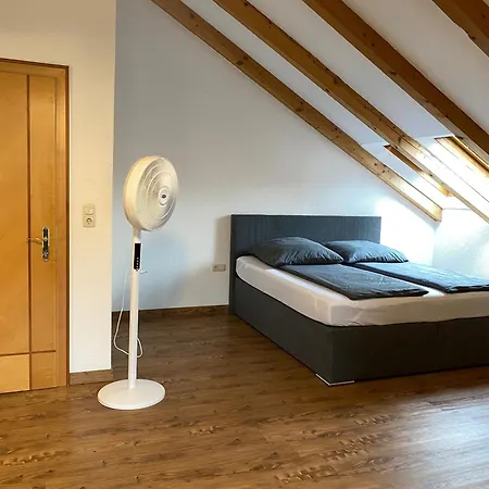 Charmante, Ruhige In Apartment Innsbruck
