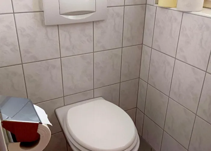 Charmante, Ruhige In * אינסברוק